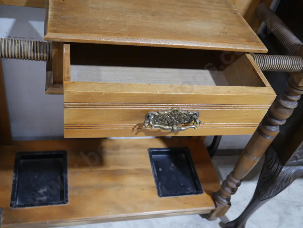 Hall stand Image 1++