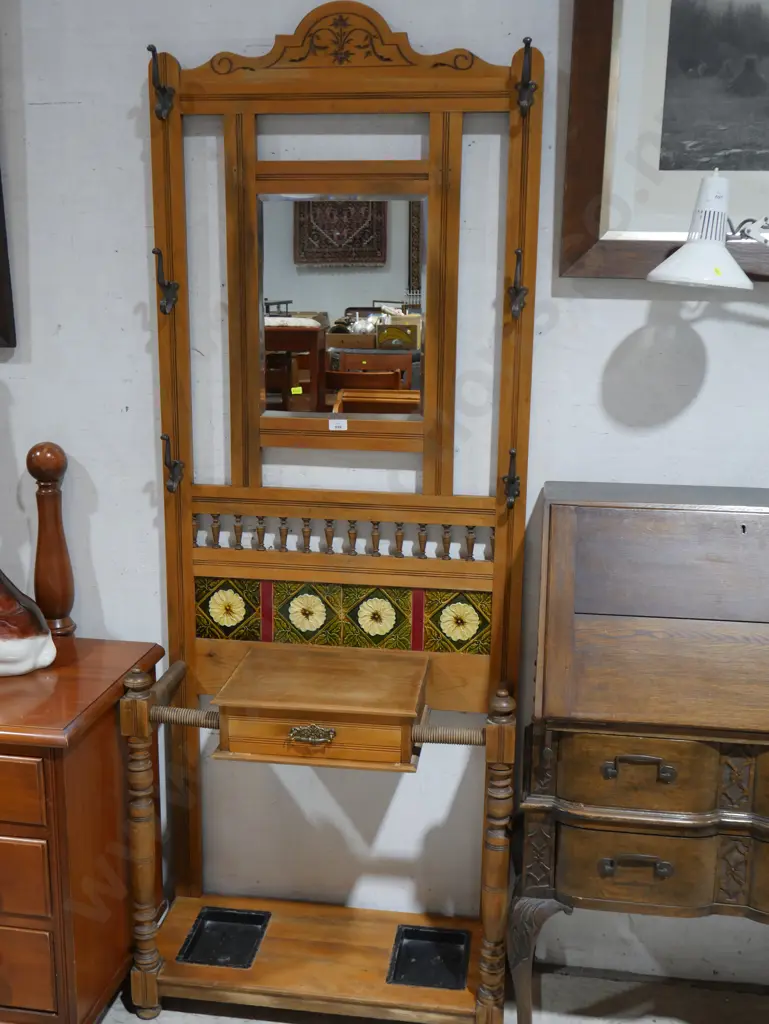 Hall stand Image 1++