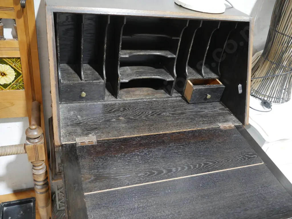 Dropfront desk Image 1++