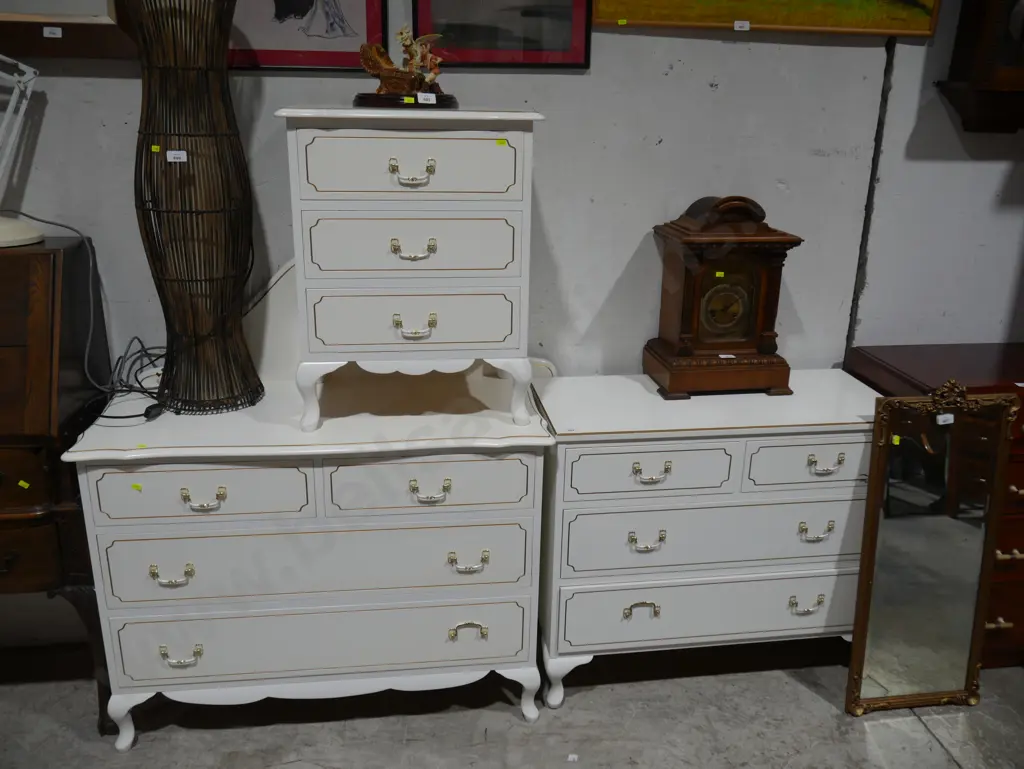 Four-piece bedroom suite Image 1++