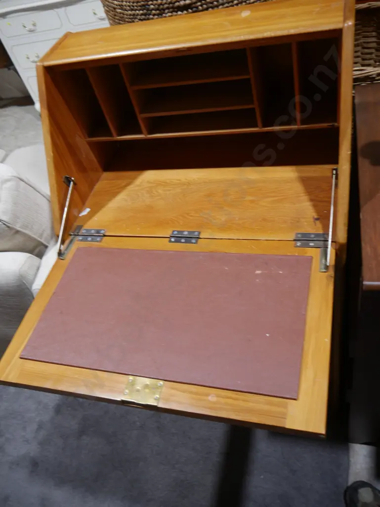 Dropfront desk Image 1++