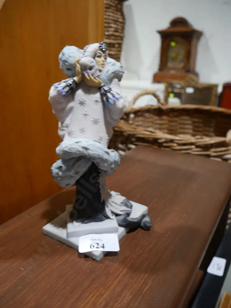 Enchantica figurine Image 1++