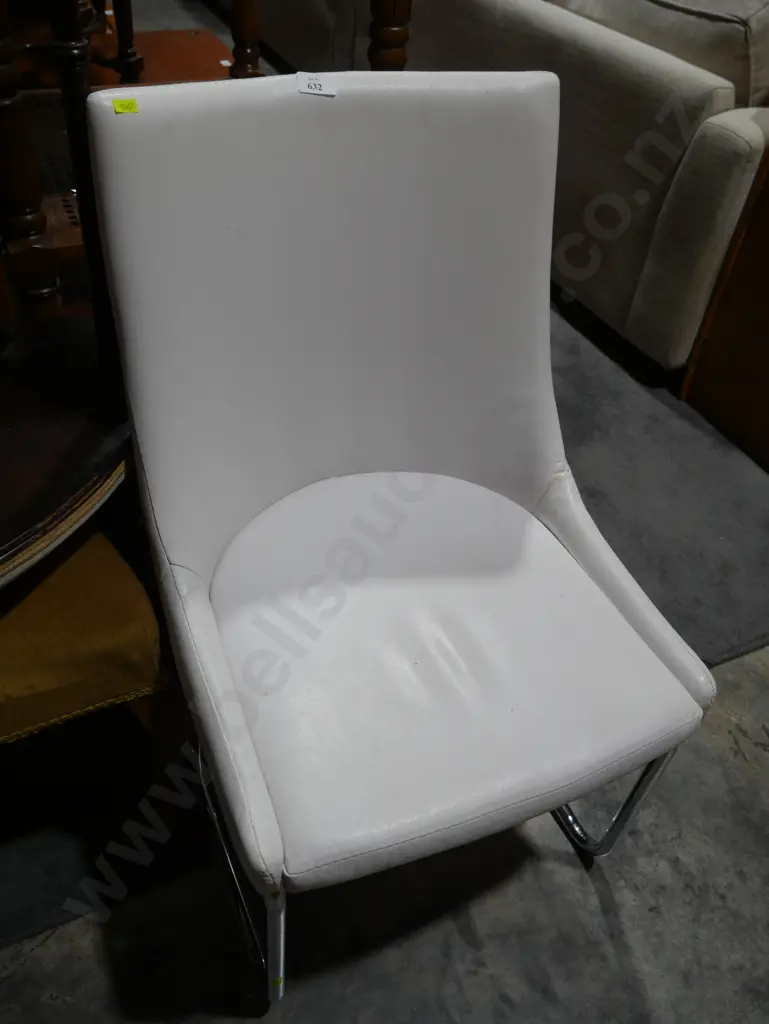 White leather chair Image 1++