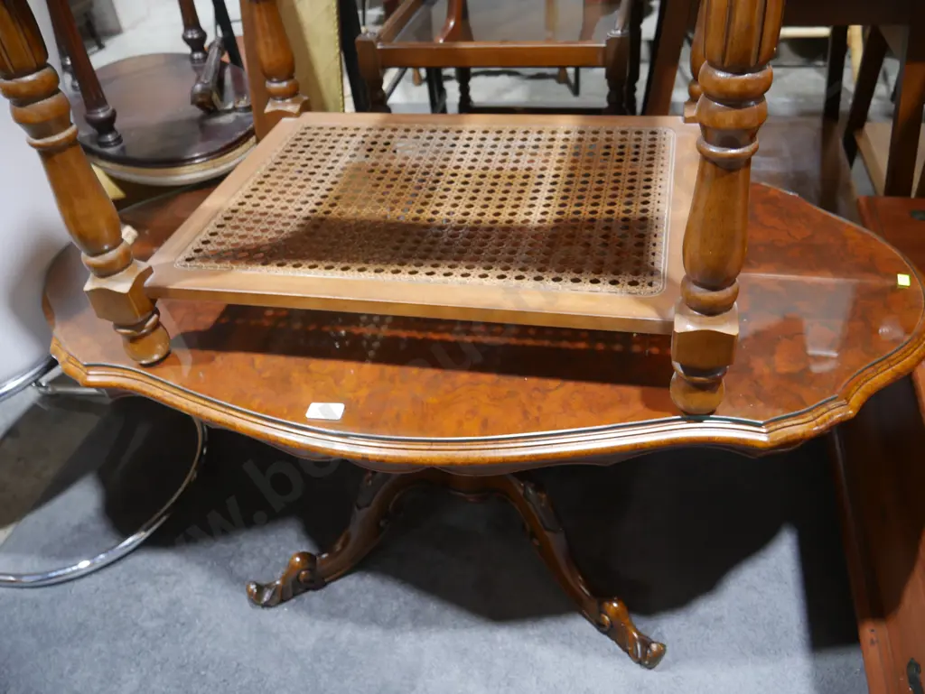 Walnut coffee table Image 1++