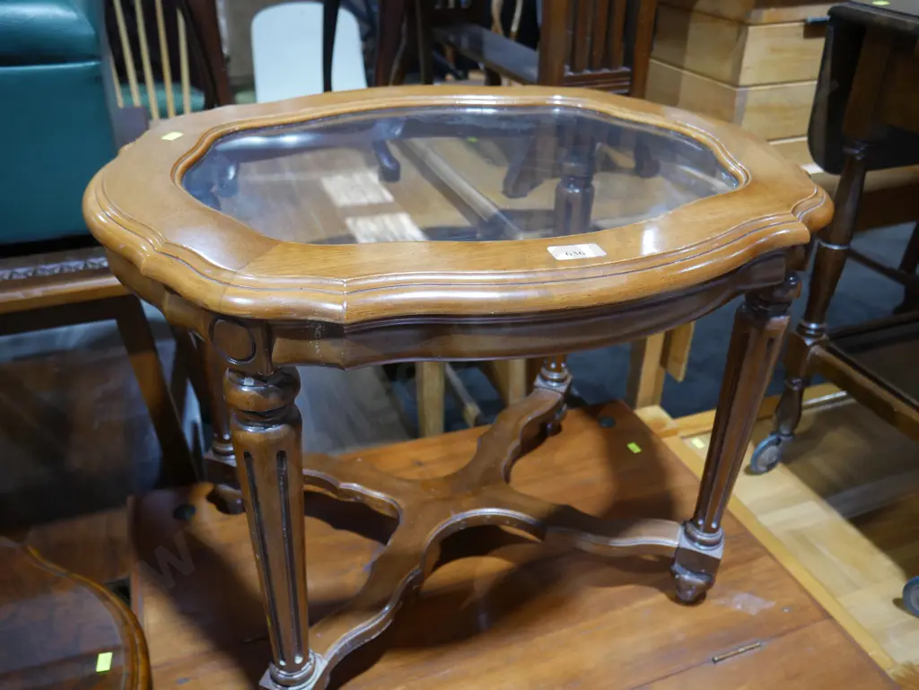 Wood and glass top coffee table Image 1++