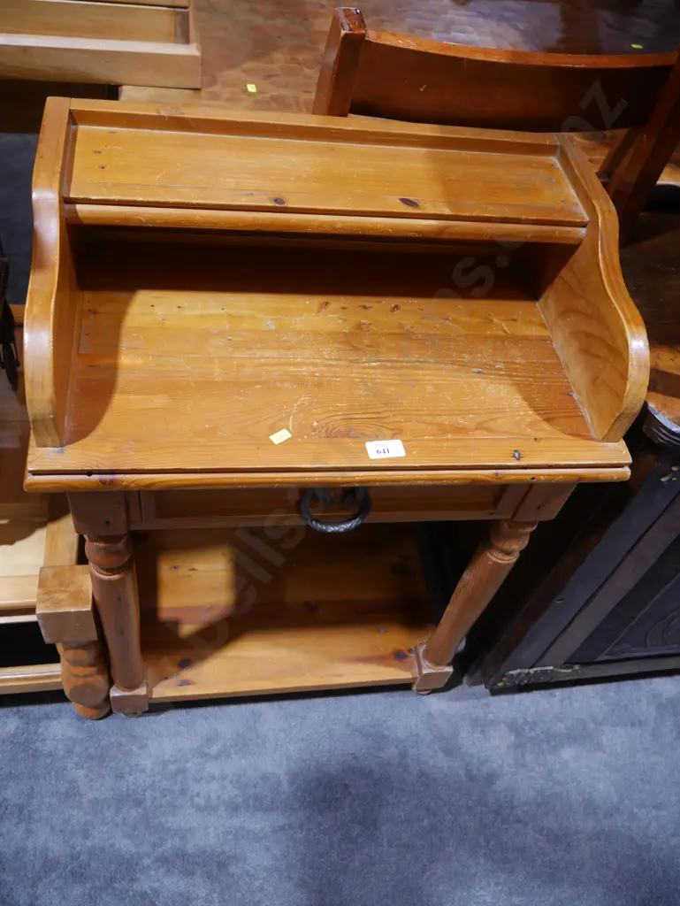 Washing stand Image 1++