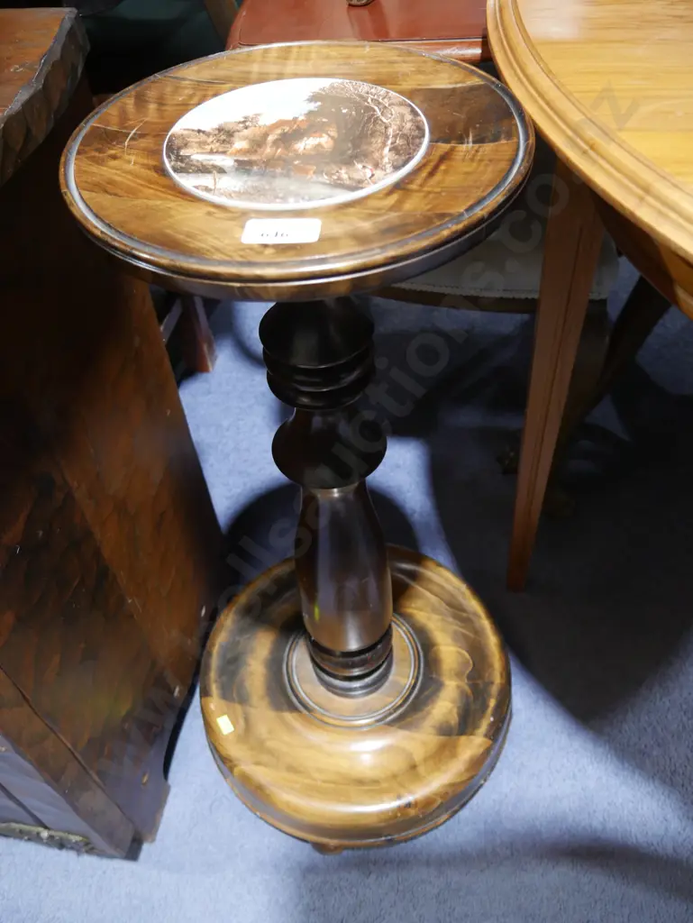 Plant stand Image 1++