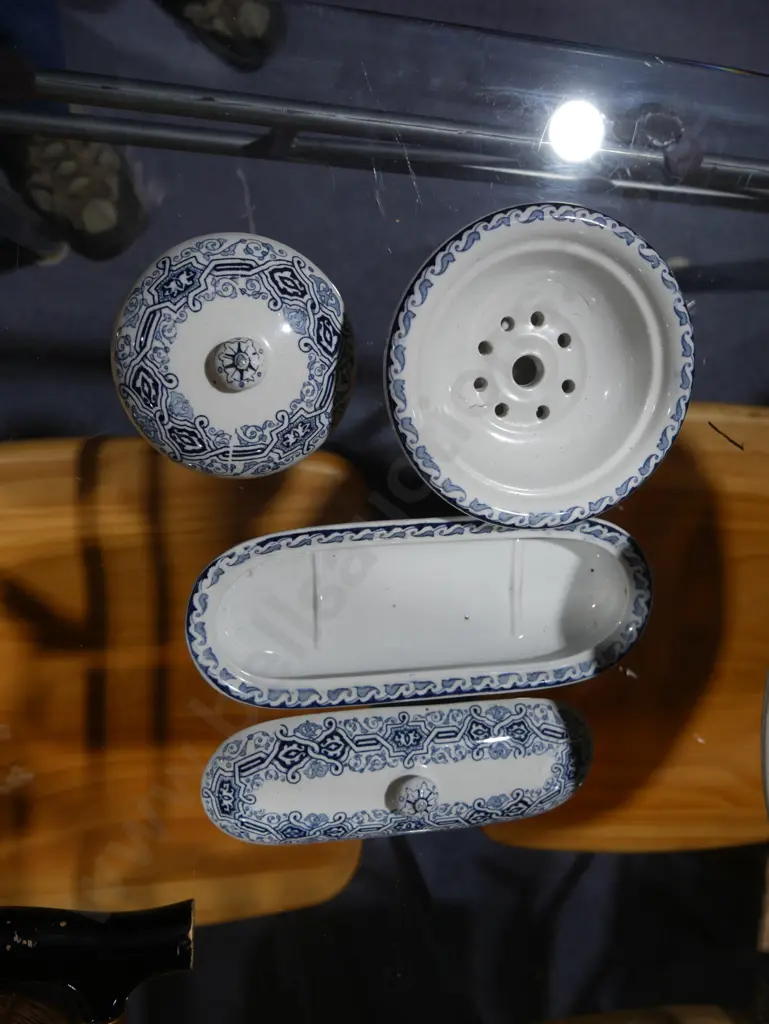 Wash bowl set Image 1++