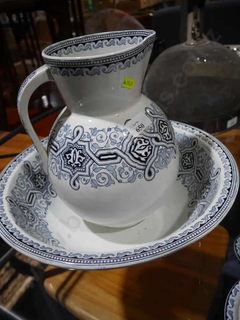 Wash bowl set Image 1++