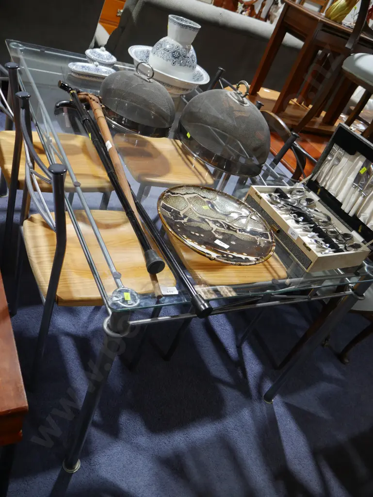 Glass top dining table and 4 chairs Image 1++