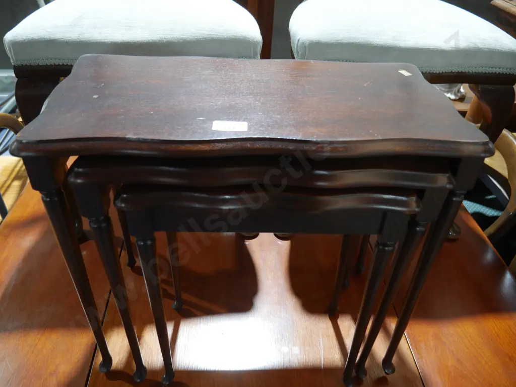 Nest of three tables Image 1++