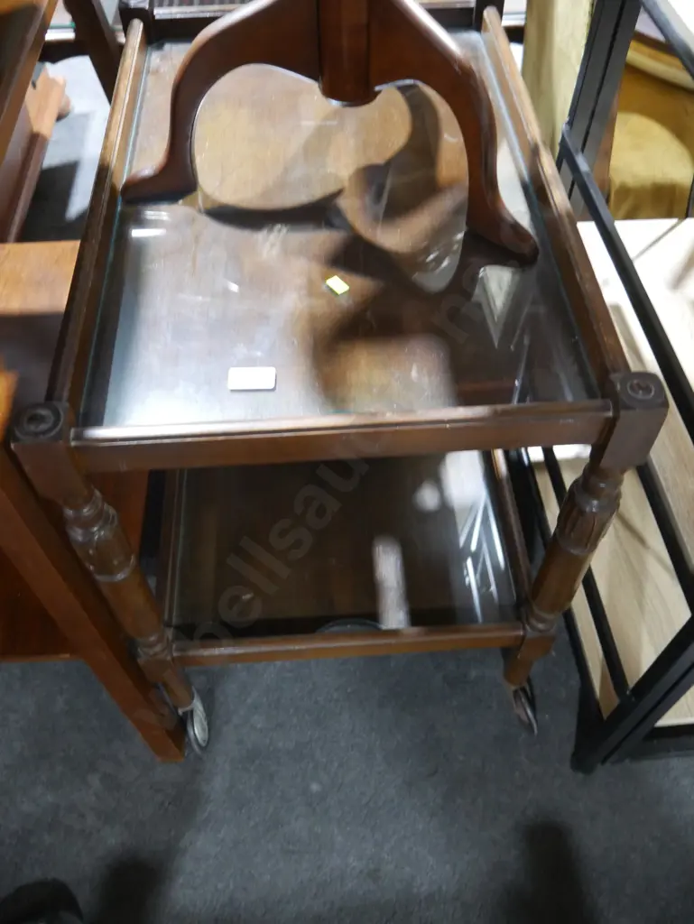 Tea trolley Image 1++