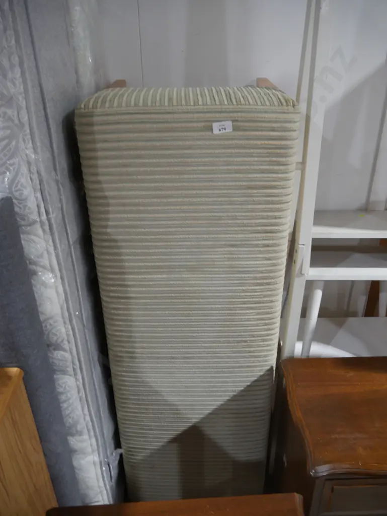 Bench ottoman Image 1++