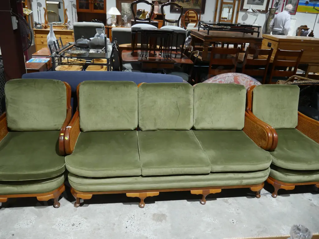 Bergere lounge suite Image 1++