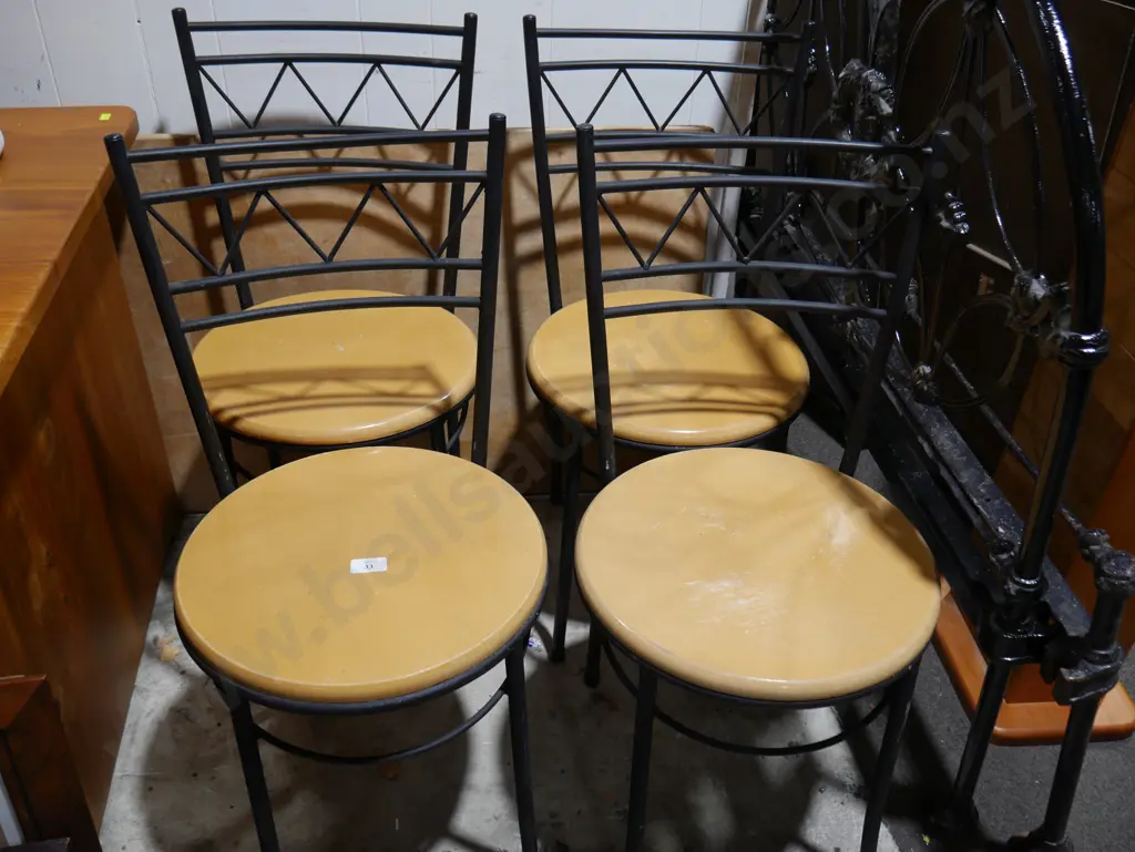 4 Dining chairs Image 1++