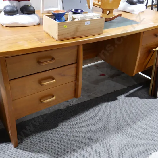 Office desk
