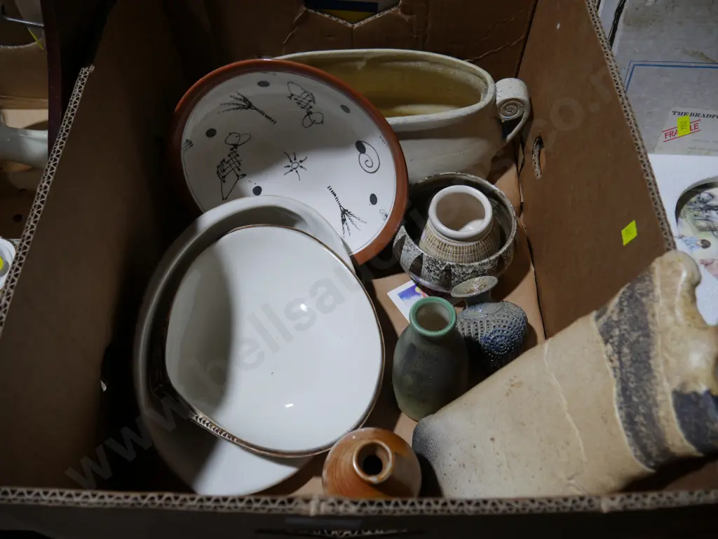 Bowls, pottery Image 1++