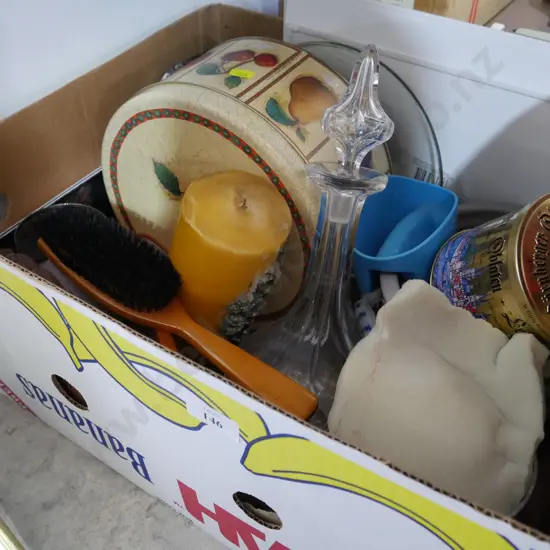 Decanter, sundries