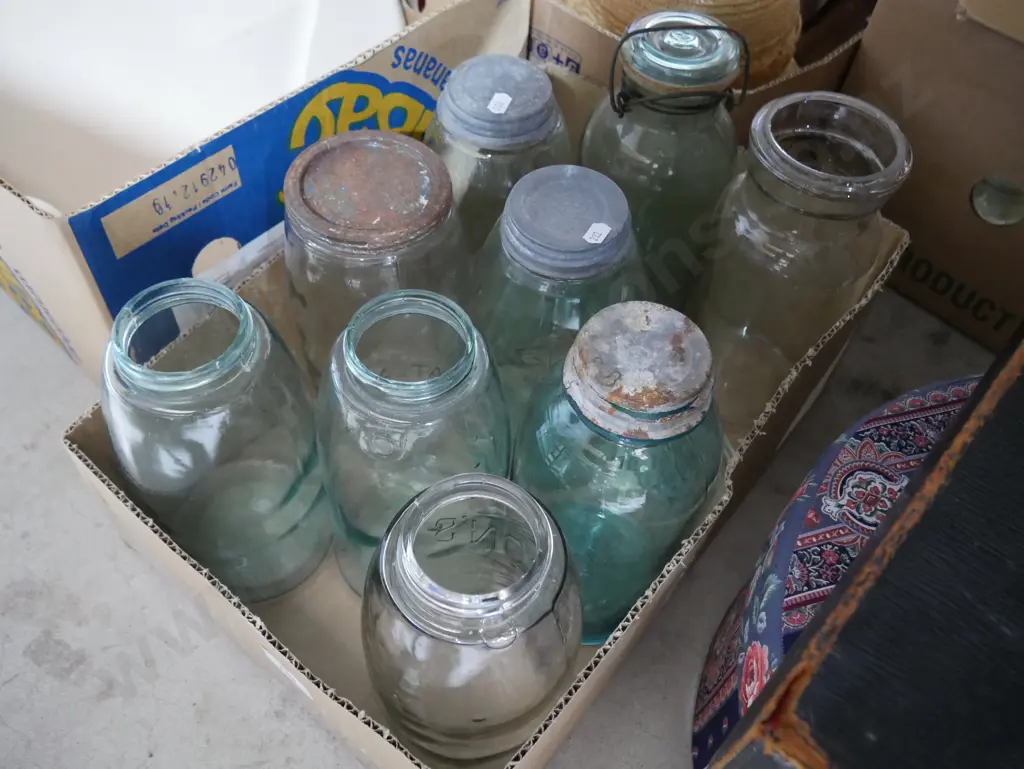 Glass jars Image 1++
