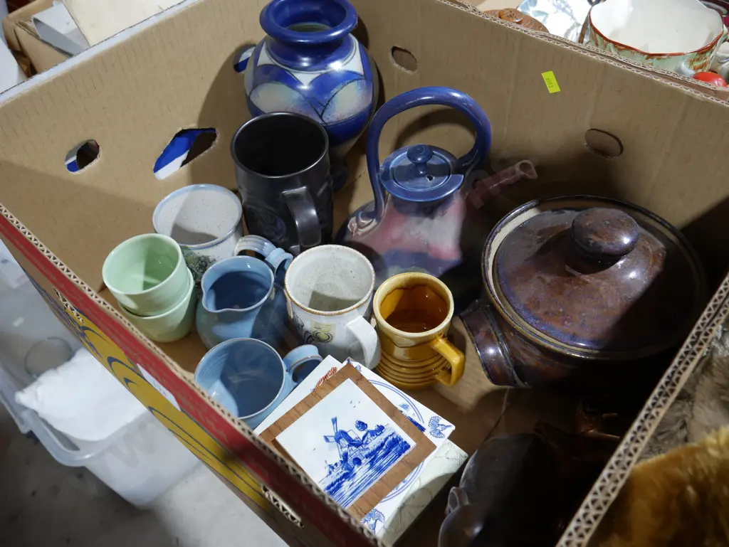 Pottery teapot,vase , cups Image 1++