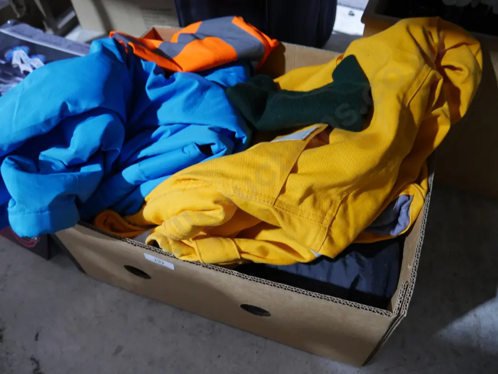 Shoe's, jacket Image 1++