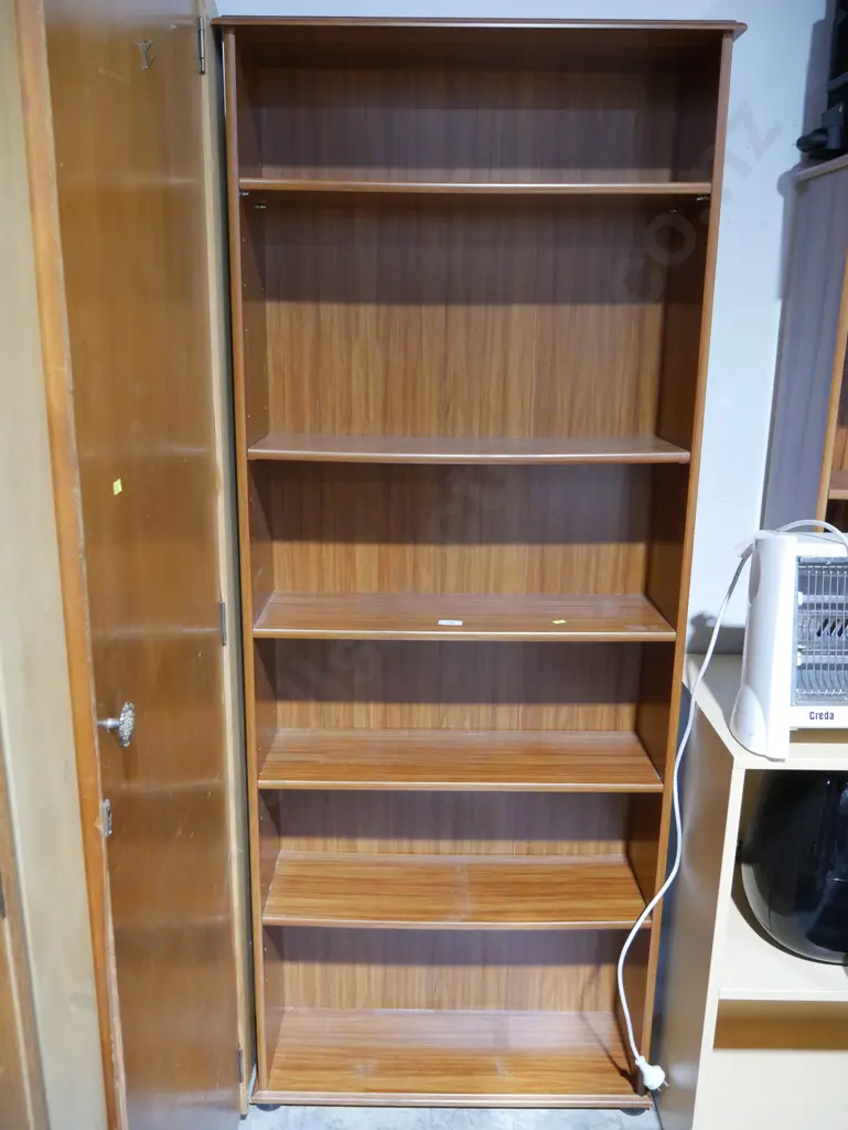 Bookshelf Image 1++