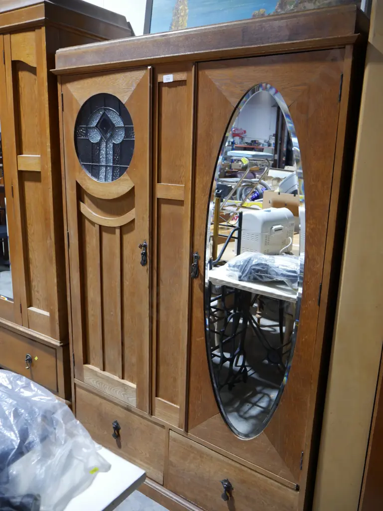 Oak wardrobe Image 1++