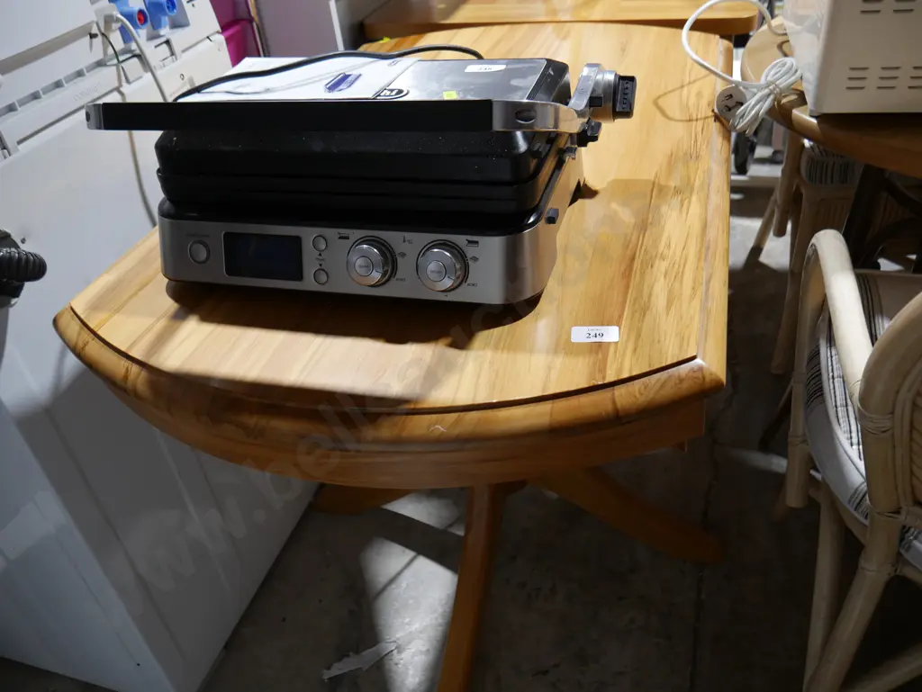 Drop side dining table Image 1++