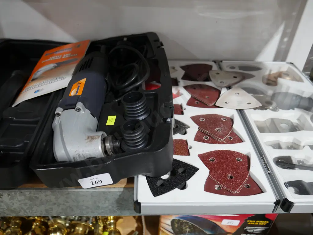 Renovator and sanding set Image 1++
