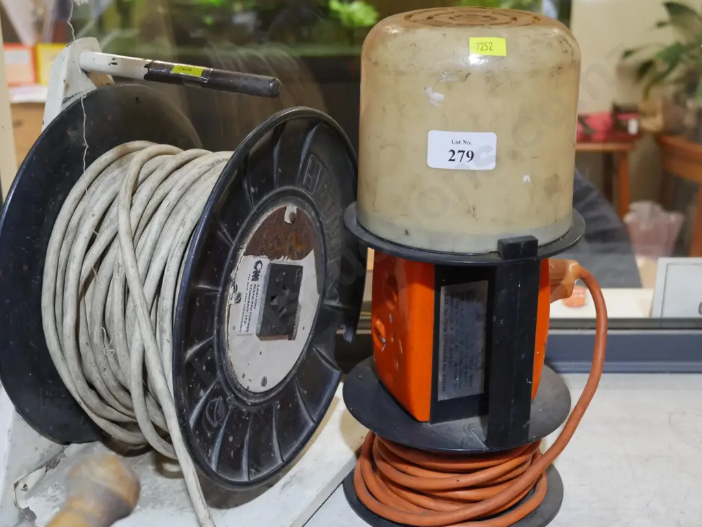 Lantern , power cord Image 1++