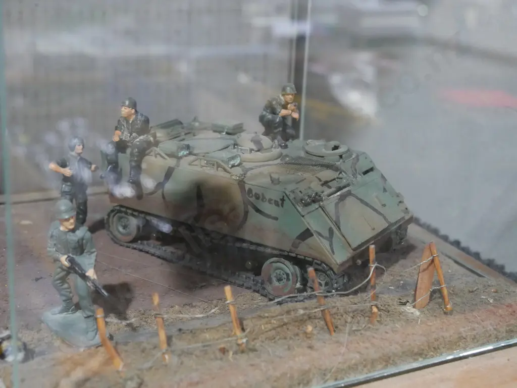 Tank war diorama Image 1++