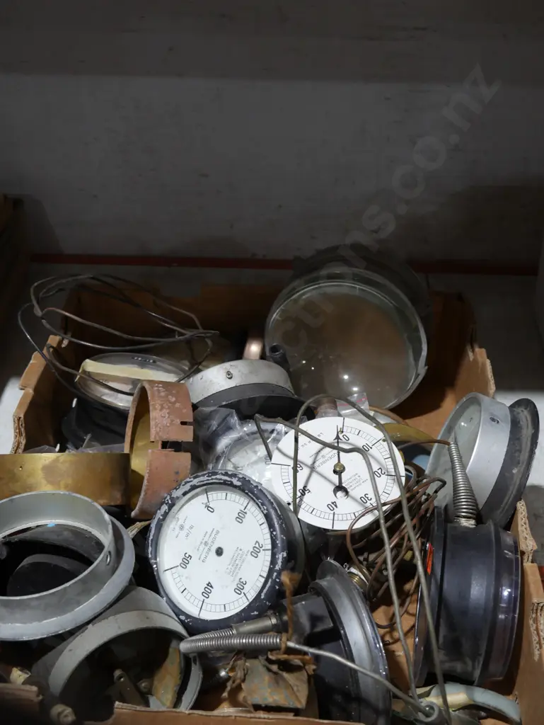 Gauge parts Image 1++