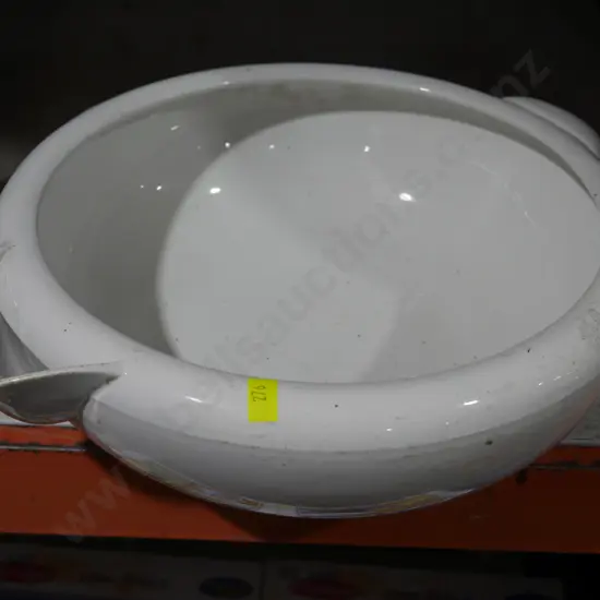 Bed pan