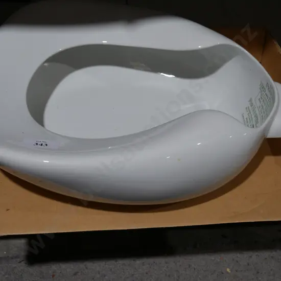 Bed pan