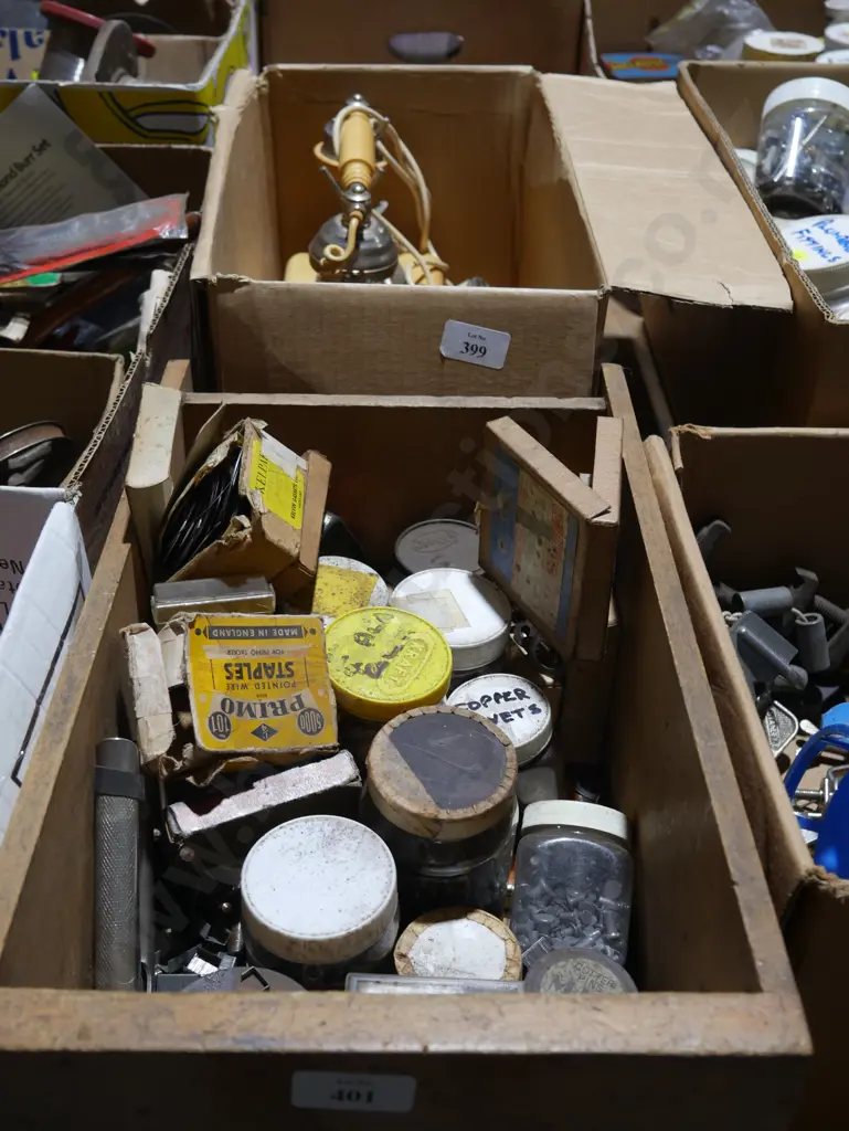 Nuts , bolts , staples Image 1++