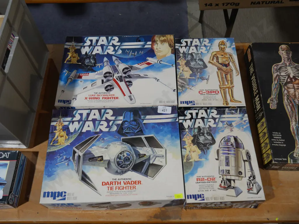 4 X Star wars models Image 1++