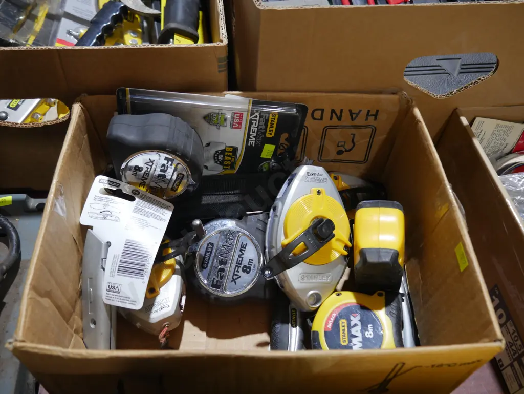 Measuring tapes Image 1++