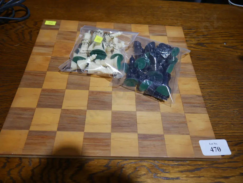 Chess board and pieces Image 1++