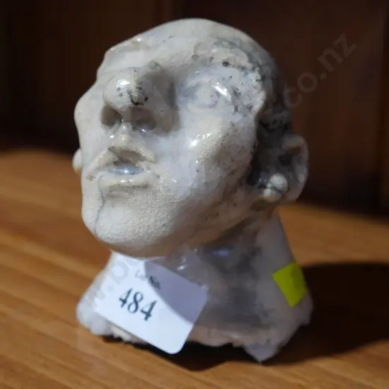 Figurine