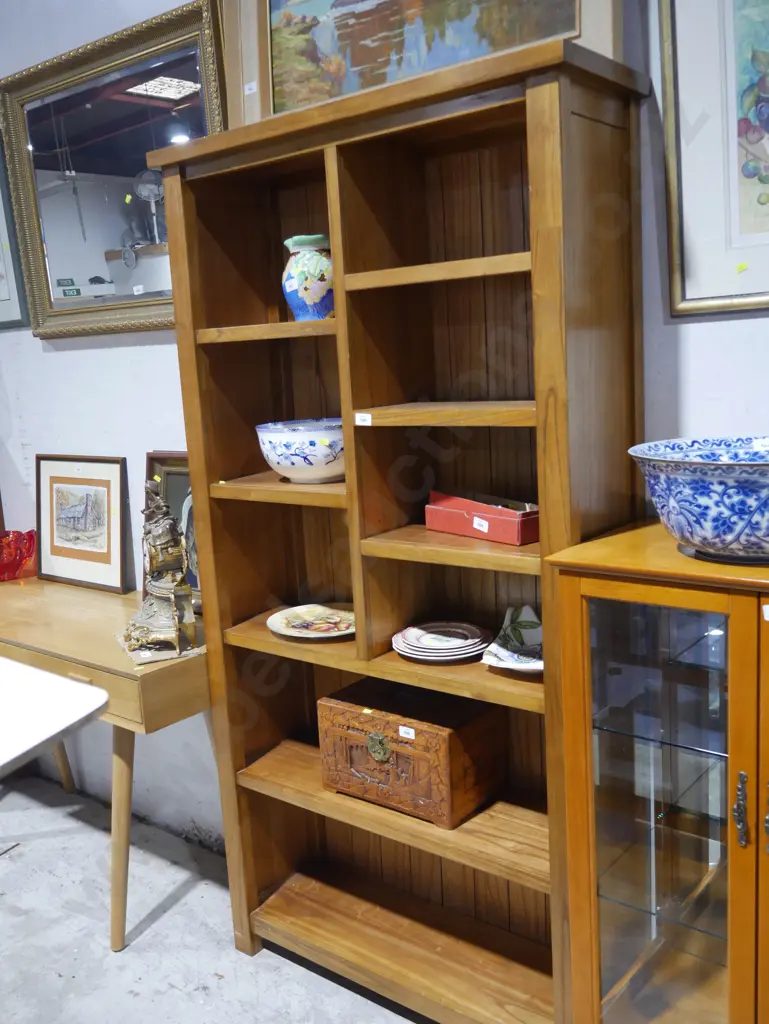 Bookcase Image 1++