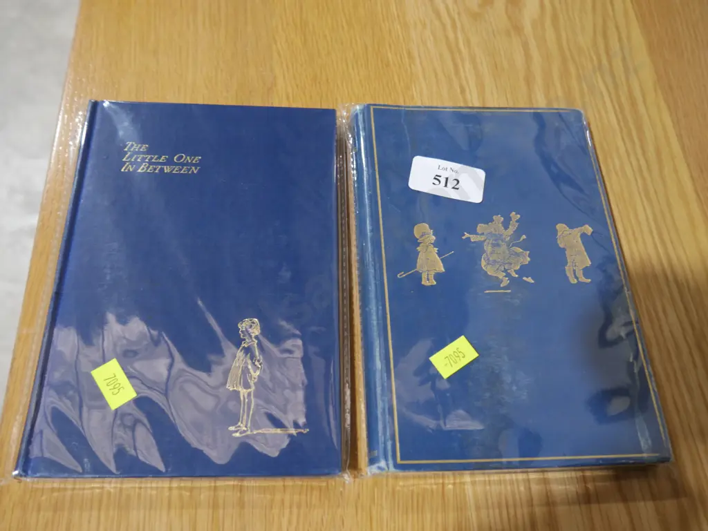 2 old children's books Image 1++