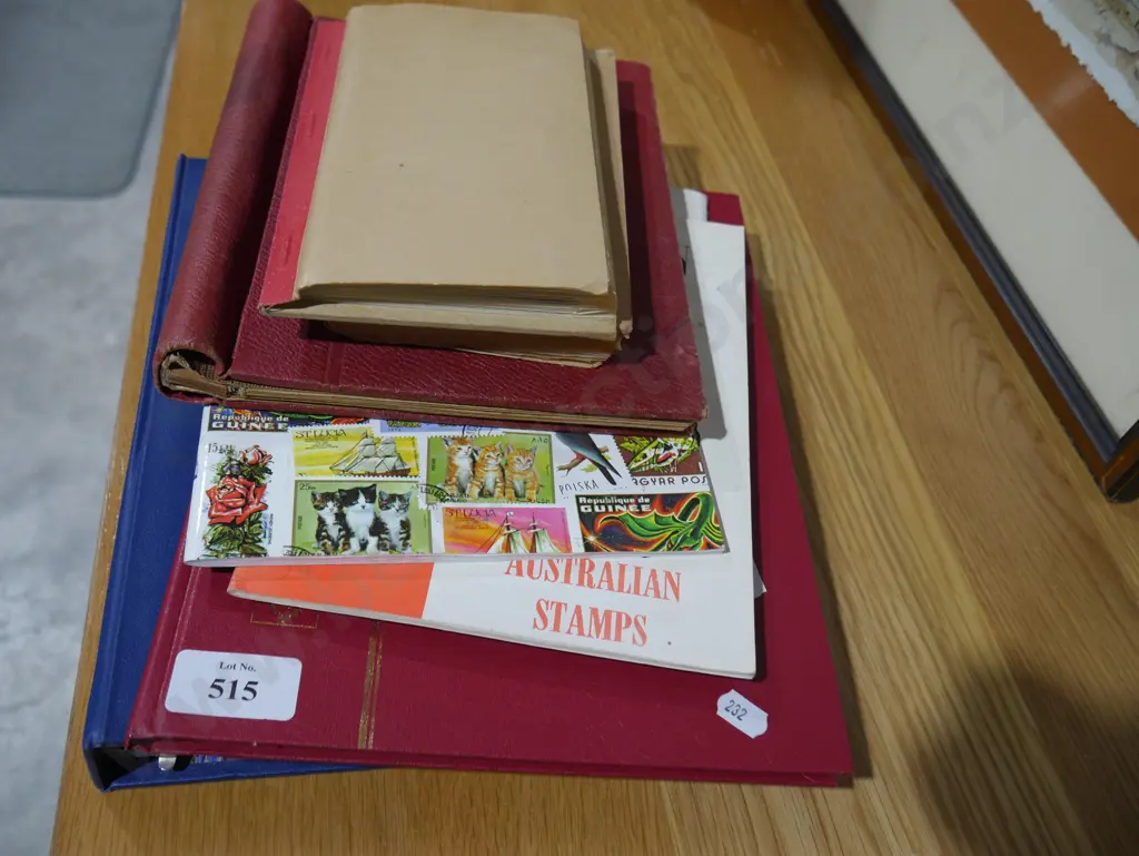 Asst stamp albums Image 1++
