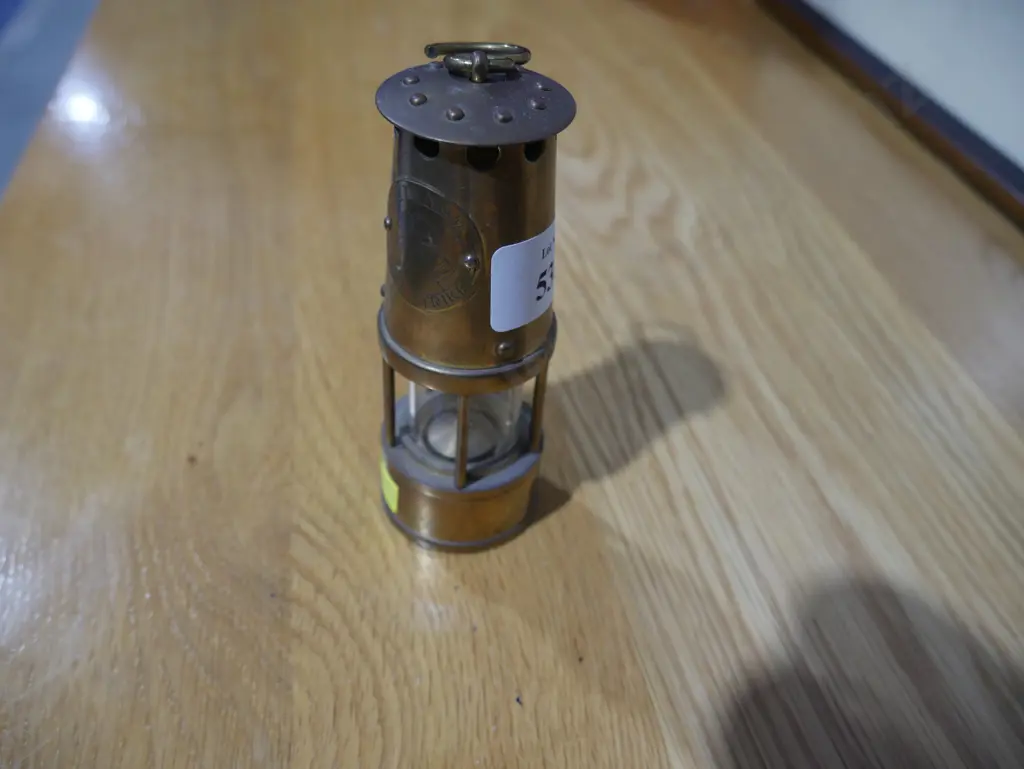 Miniature miners lamp Image 1++
