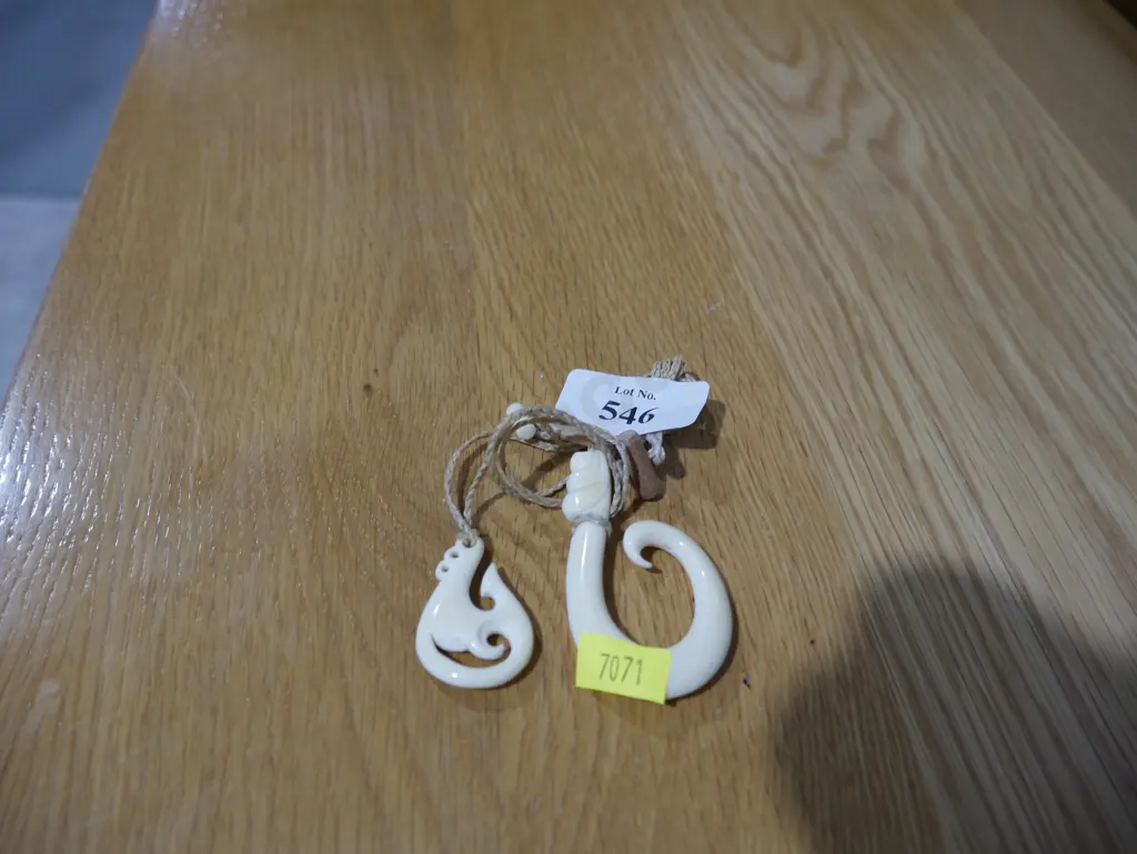 Bone fish hook necklace Image 1++