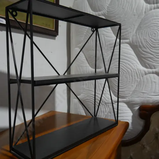 Display shelves