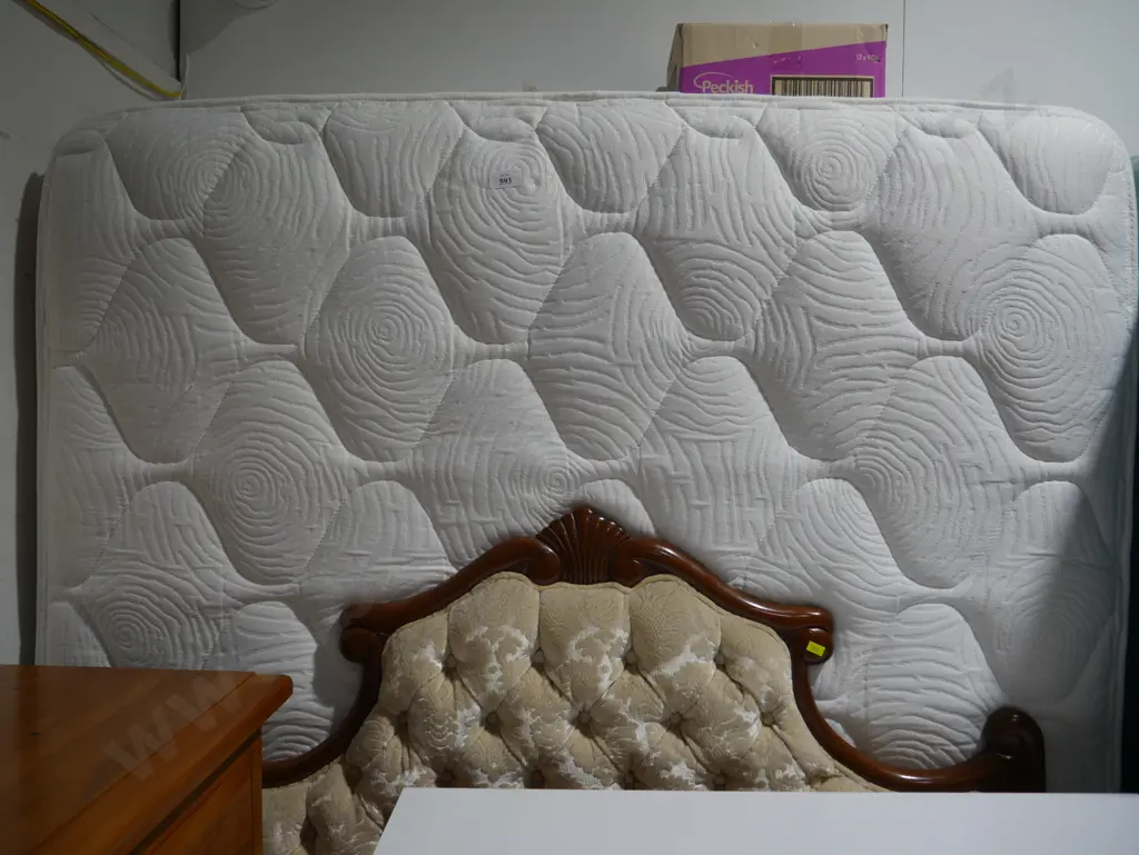 Double bed Image 1++