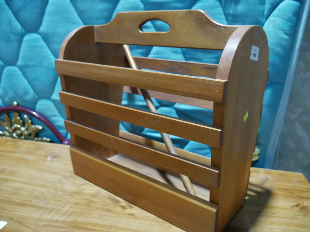 Magazine rack Image 1++