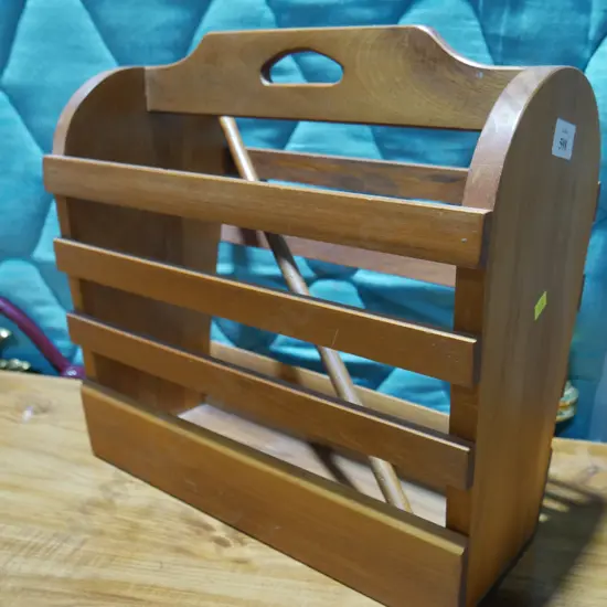 Magazine rack