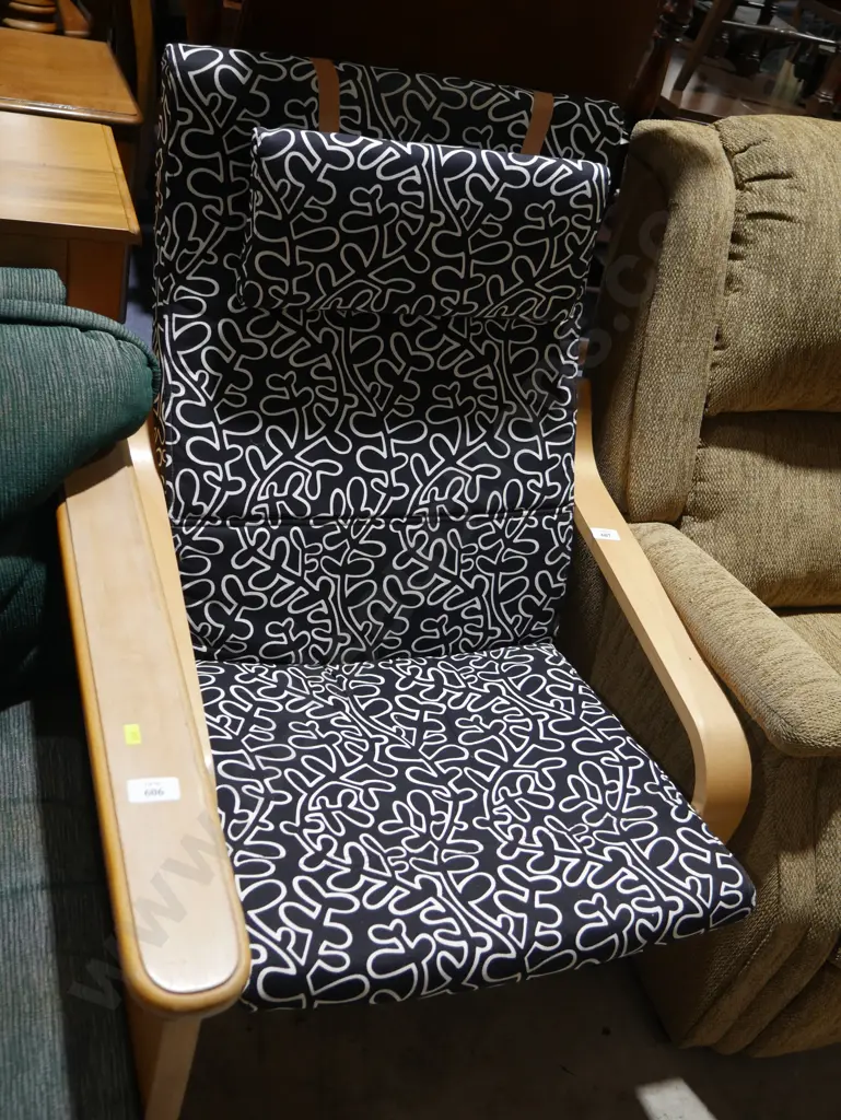 Arm chair Image 1++