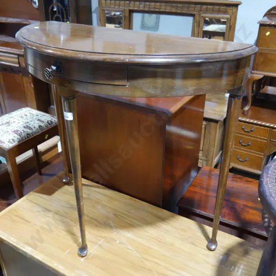 Hall table